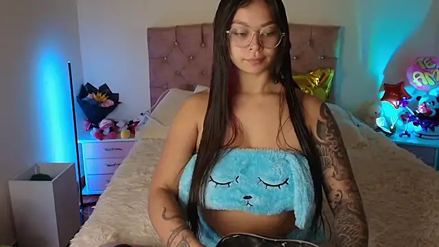 miaa saenz1 online show from 11-05-25, 03:50