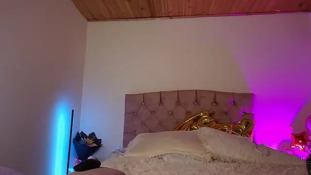 miaa saenz1 online show from 11-08-25, 04:34