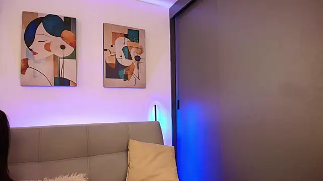 miaa saenz1 online show from 04-17-26, 03:09