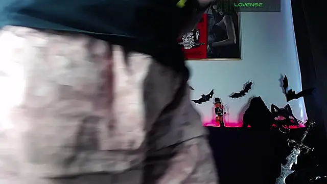 blckwolf 6 online show from 11-03-25, 06:42