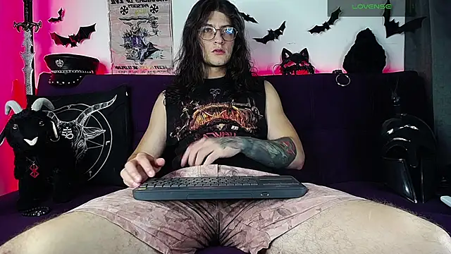 blckwolf 6 online show from 11-24-25, 06:18