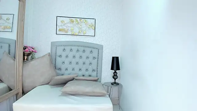 Katalella murillo online show from 12-29-24, 10:56