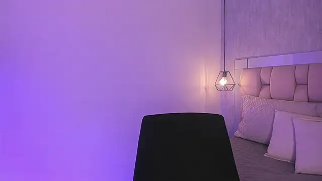 Roxie-Summers11 online show from 03-11-25, 08:42