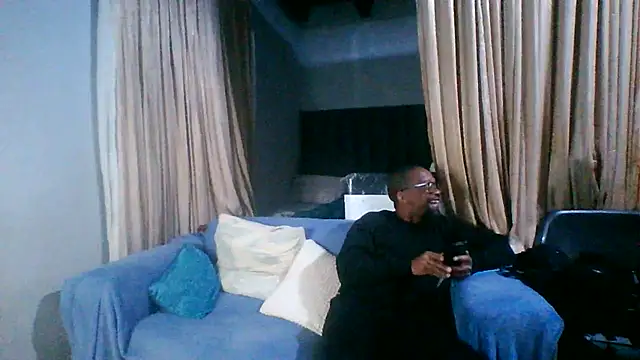 Sgeme325is online show from 06-22-26, 08:39