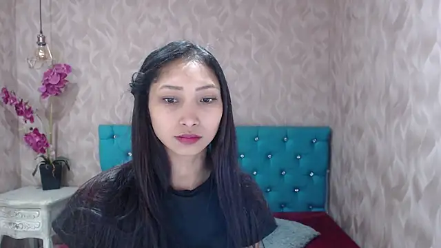 Snapshot of MadelineDoll chatting on 01-28-25, 01:27 MadelineDoll online show from 01-28-25, 01:27