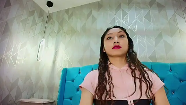 Snapshot of MadelineDoll chatting on 05-30-26, 04:59 MadelineDoll online show from 05-30-26, 04:59