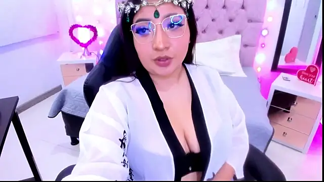 Emma monserrat online show from 02-28-25, 04:10