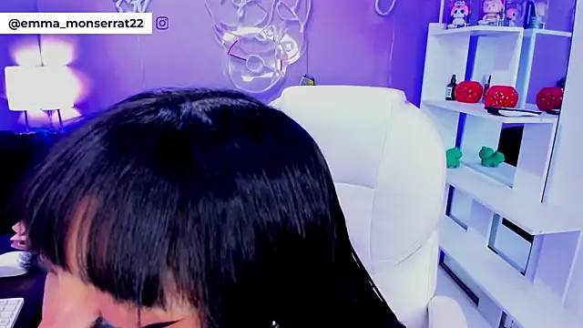 Emma monserrat online show from 04-23-26, 11:09