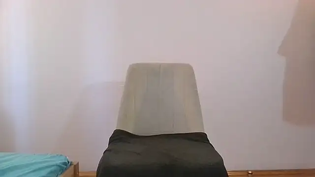 Snapshot of Turkboy_17 chatting on 03-02-25, 07:43 Turkboy 17 online show from 03-02-25, 07:43