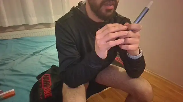 Snapshot of Turkboy_17 chatting on 03-20-25, 05:58 Turkboy 17 online show from 03-20-25, 05:58