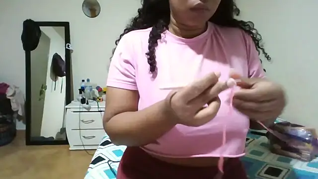 Ivon-09 online show from 04-25-26, 01:41