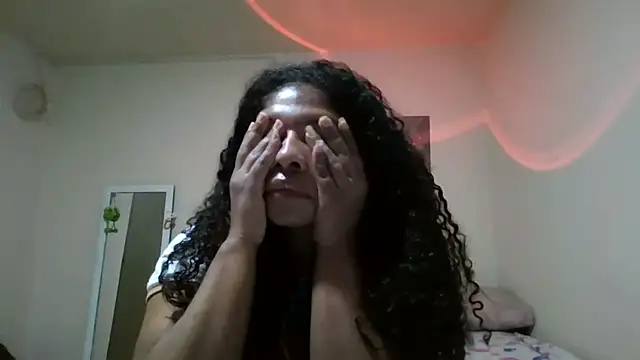 Snapshot of Ivon-09 chatting on 05-21-26, 11:50 Ivon-09 online show from 05-21-26, 11:50