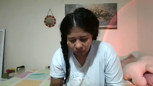 Snapshot of Ivon-09 chatting on 05-29-26, 12:14 Ivon-09 online show from 05-29-26, 12:14
