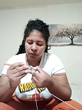 Snapshot of Ivon-09 chatting on 06-18-26, 12:44 Ivon-09 online show from 06-18-26, 12:44