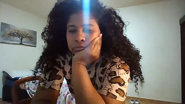 Snapshot of Ivon-09 chatting on 06-24-26, 12:42 Ivon-09 online show from 06-24-26, 12:42