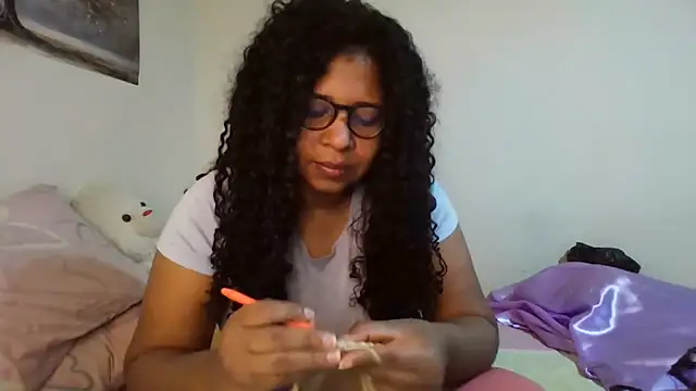 Snapshot of Ivon-09 chatting on 07-19-26, 11:58 Ivon-09 online show from 07-19-26, 11:58
