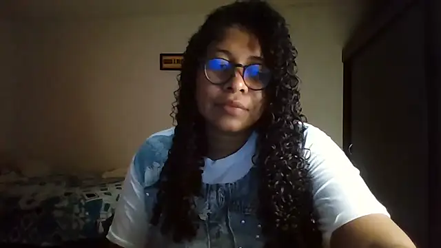 Snapshot of Ivon-09 chatting on 07-27-26, 09:11 Ivon-09 online show from 07-27-26, 09:11