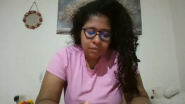 Snapshot of Ivon-09 chatting on 08-02-26, 11:14 Ivon-09 online show from 08-02-26, 11:14