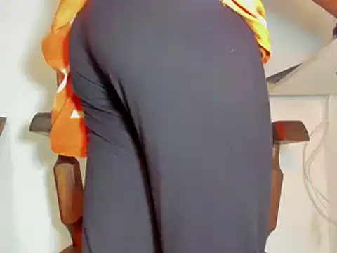 Aniilethebonny online show from 02-28-25, 05:04