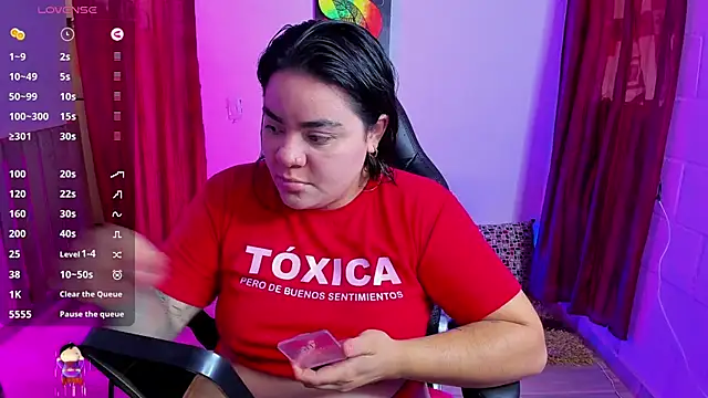 Snapshot of Sharon_hils chatting on 01-14-25, 03:36 Sharon hils online show from 01-14-25, 03:36