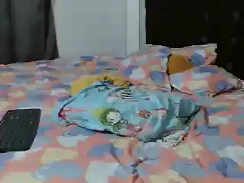 Snapshot of charlotte_slut chatting on 12-27-24, 02:04 charlotte slut online show from 12-27-24, 02:04