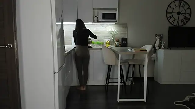 nilliluv online show from 02-06-26, 07:39