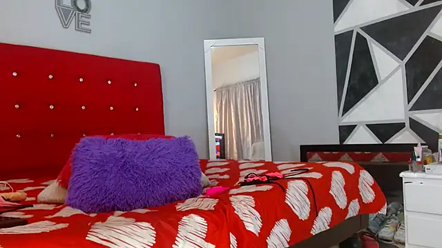 Snapshot of kattysex74 chatting on 01-14-25, 05:34 kattysex74 online show from 01-14-25, 05:34