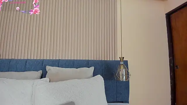 kathecute   online show from 11-27-25, 01:40