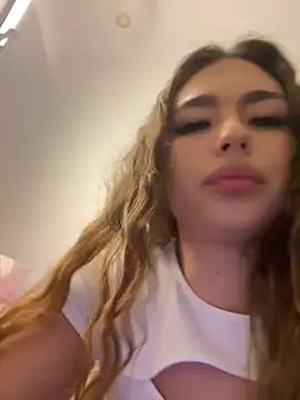 Snapshot of mint_melissaaa chatting on 03-11-25, 12:28 mint melissaaa online show from 03-11-25, 12:28