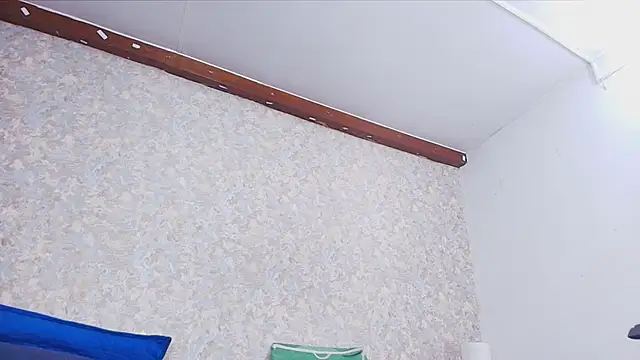 Snapshot of nicol_f chatting on 11-08-25, 03:07 nicol f online show from 11-08-25, 03:07