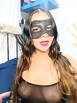 Snapshot of Ursa_sexy chatting on 12-30-24, 07:26 Ursa sexy online show from 12-30-24, 07:26