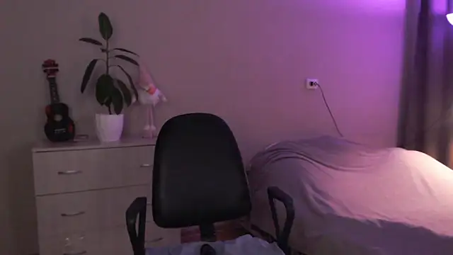 SarahSweetie online show from 02-13-26, 03:41