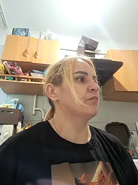 Malichkaanna30 online show from 09-21-25, 08:27