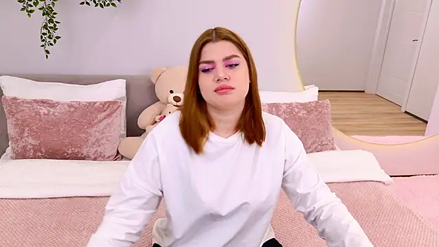 Snapshot of MelanieCarterr chatting on 10-21-25, 04:08 MelanieCarterr online show from 10-21-25, 04:08