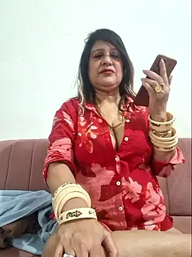 Hot Queen77 online show from 02-28-25, 06:41