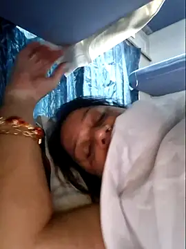 Hot Queen77 online show from 03-10-25, 12:29