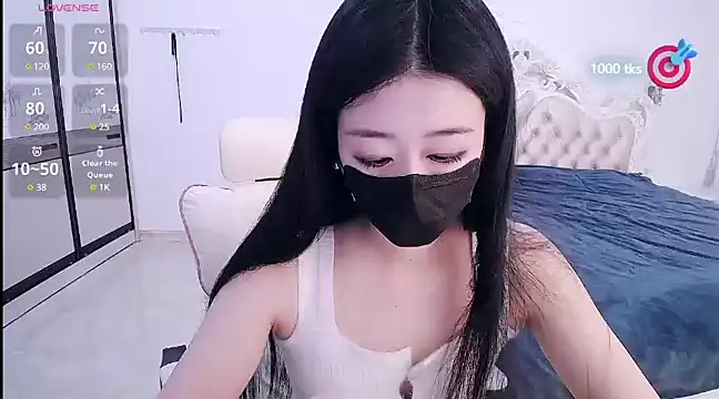 CN-xiaofei online show from 02-13-25, 03:07