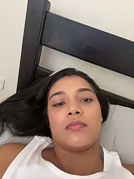 evely coelloo online show from 03-08-25, 06:37