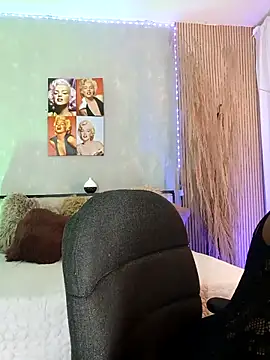 nahiarapalmer19 online show from 03-22-26, 04:21