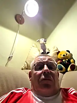 Snapshot of Leutasch2019 chatting on 05-08-26, 09:31 Leutasch2019 online show from 05-08-26, 09:31