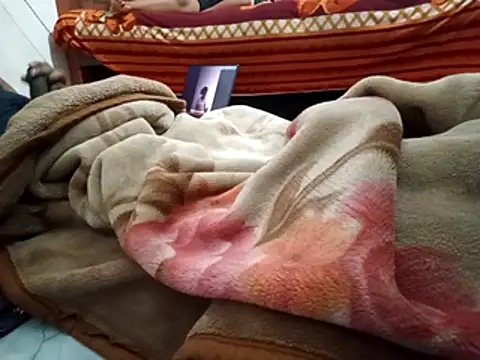 CuteyCouple online show from 03-29-26, 06:19