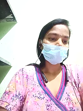 anusiya01 online show from 10-01-25, 03:40