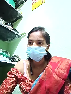 anusiya01 online show from 11-18-25, 02:32