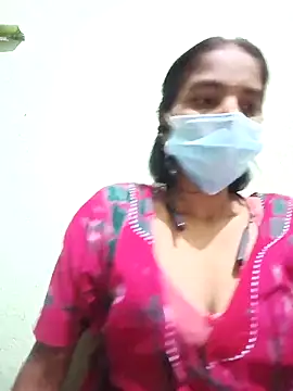 anusiya01 online show from 11-22-25, 03:00