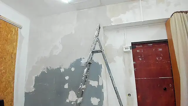 YourSuperModel online show from 01-01-25, 01:37