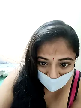 DIZZLING DIVA online show from 12-24-24, 10:06