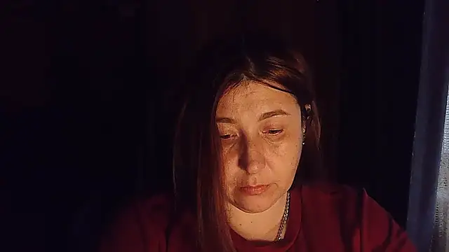 Snapshot of FiireTaliia chatting on 11-04-25, 12:04 FiireTaliia online show from 11-04-25, 12:04