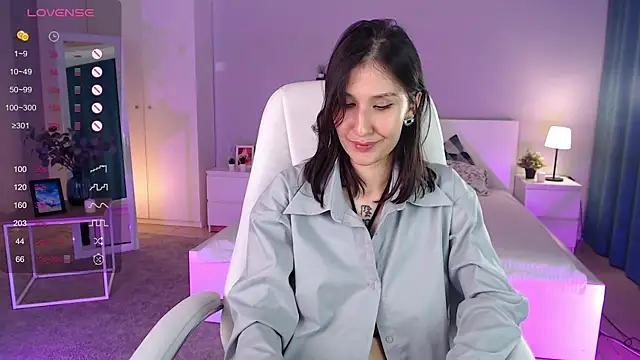 Aminegulse online show from 01-24-25, 09:28