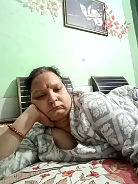 Kavya kapoor online show from 03-17-25, 05:05