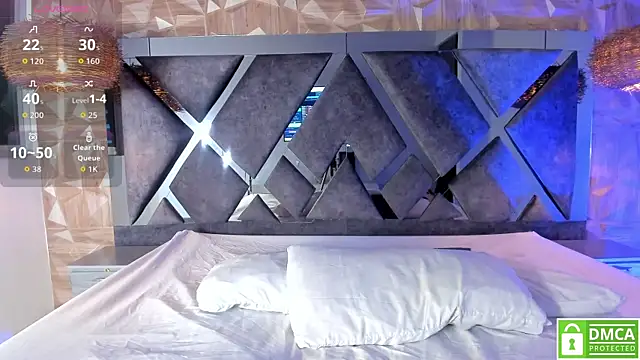 Rose Evans   online show from 11-21-25, 04:11